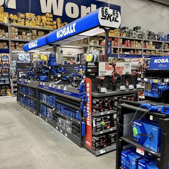 the closest lowe's hardware store