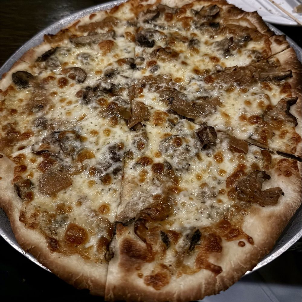 Trezeros Kitchen + Tap - Wild Mushroom Pizza - Cocktail Bars Near Me - Mount Prospect, Illinois Trezeros Kitchen + Tap - Wild Mushroom Pizza - Cocktail Bars Near Me - Mount Prospect, Illinois