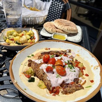 Meddys - Small Hummus Platter - Mediterranean Near Me - Omaha, Nebraska Meddys - Small Hummus Platter - Mediterranean Near Me - Omaha, Nebraska