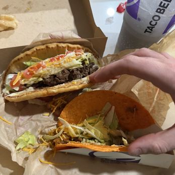 Taco Bell - Both my items full of lettuce - Fast Food Near Me - Gilbert, Arizona Taco Bell - Both my items full of lettuce - Fast Food Near Me - Gilbert, Arizona