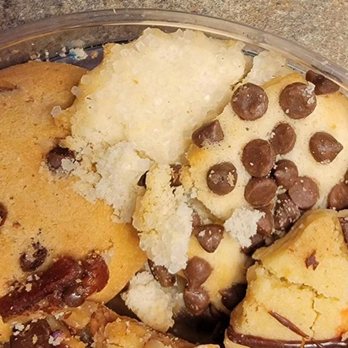 Francesco's Bakery - Bakeries Near Me - Hicksville, New York