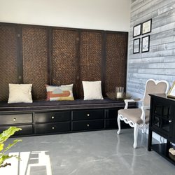 The Mist Spa - Waiting Area