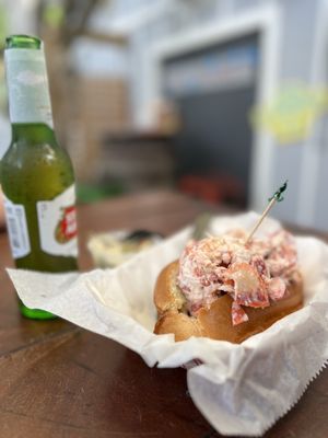 DJ's Clam Shack by null