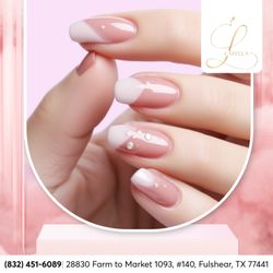 Desert Sun Tanning Salon - Glitz & glam all season! Get ready to sparkle with rhinestone nails this Thanksgiving!