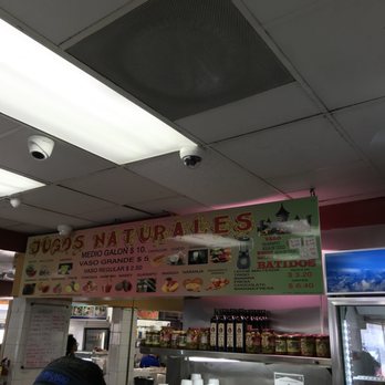 El Palacio De Los Jugos - Fruits & Veggies Near Me - Miami, Florida