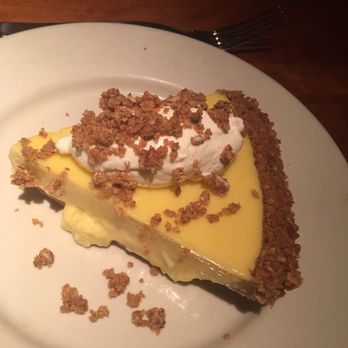 Houston's Restaurant - the best key lime pie of my life - American Near Me - Hackensack, New Jersey Houston's Restaurant - the best key lime pie of my life - American Near Me - Hackensack, New Jersey