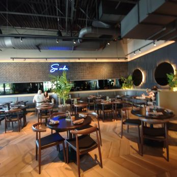 La Popular Austin - Dining area - Mexican Near Me - Austin, Texas