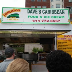 Dave's Caribbean - Long lines are to be expected! But when your this good...people know it!