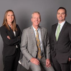 Hollar Dental Group - Dr. Andrea Hutton, Dr. Steven Hollar,  Dr. Bennett Hollar 
Hollar Dental Group, Warsaw, Indiana.