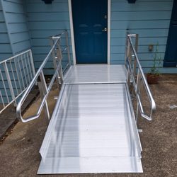 Plaza Home Care - Aluminum home modular ramp installed by our experts.