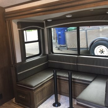 Curtis Trailers - Portland - Table/bed/lounger - RV Dealers Near Me - Portland, Oregon Curtis Trailers - Portland - Table/bed/lounger - RV Dealers Near Me - Portland, Oregon