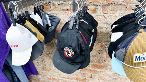 Crossroads Trading by null