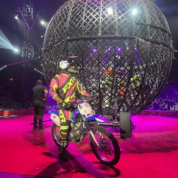 Circo Hermanos Vazquez Circus - Dirt bike in the cage - Performing Arts Near Me - NY, North Carolina Circo Hermanos Vazquez Circus - Dirt bike in the cage - Performing Arts Near Me - NY, North Carolina