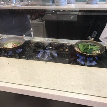 Kuhio Beach Grill - Made to order omelette station - Breakfast & Brunch Near Me - Honolulu, Hawaii