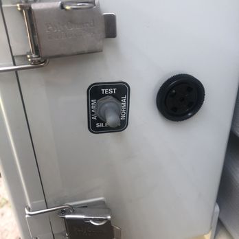 Emerald Coast Plumbing & Septic - Love this toggle switch on the outside and that I can lock this box if I want to! - Septic Services Near Me - Milton, Florida Emerald Coast Plumbing & Septic - Love this toggle switch on the outside and that I can lock this box if I want to! - Septic Services Near Me - Milton, Florida