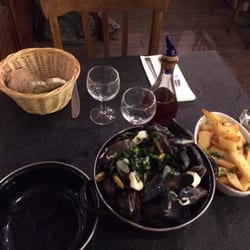 Maison E Portes - Mussels and fries