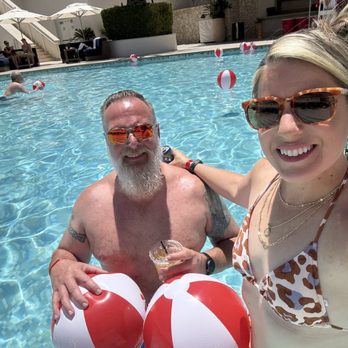 Palms Pool - Swimming Pools Near Me - Las Vegas, Nevada