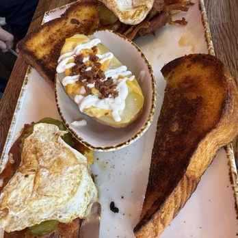 Madres Brunch - Los Cubanos - Breakfast & Brunch Near Me - Long Beach, California Madres Brunch - Los Cubanos - Breakfast & Brunch Near Me - Long Beach, California