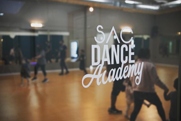 ASWAD,CARLENE DAVIS,PAPA SAN／DANCE ‘N’ T Santana Dance