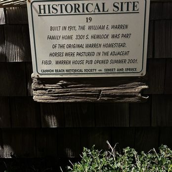 Warren House Pub - Sign in front of the restaurant - American Near Me - Cannon Beach, Oregon