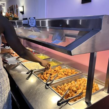 Kohinoor Indian Restaurant - a woman serving food - Indian Near Me - Altamonte Springs, Florida Kohinoor Indian Restaurant - a woman serving food - Indian Near Me - Altamonte Springs, Florida