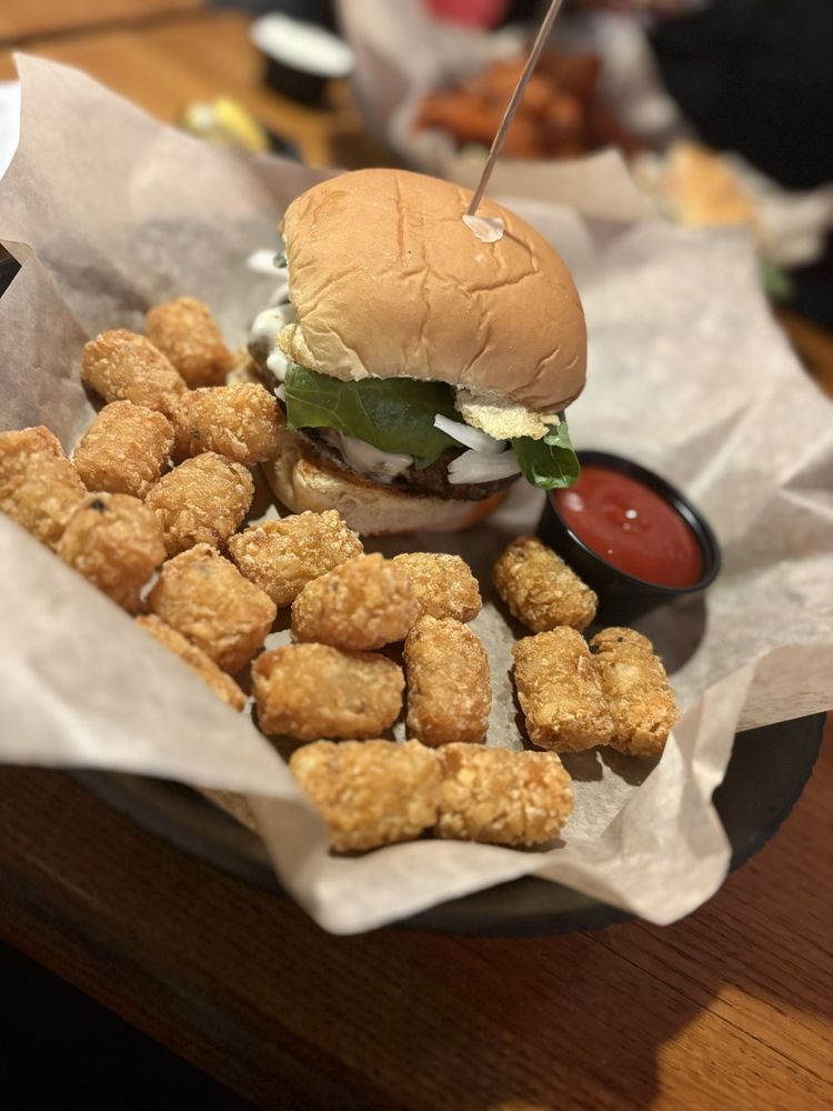 Social spots from Hungry Palate Bar & Grill