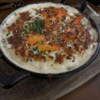 Phillips Seafood - Seafood Near Me - Baltimore, Maryland