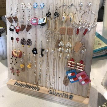 Motto Tea Cafe - They sell handmade earrings that are super cute - Desserts Near Me - Pasadena, California