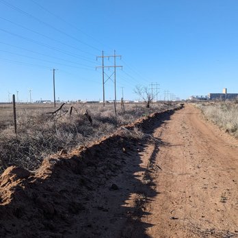 Dunbar Historical Lake Park - Returning on The Needle - Parks Near Me - Lubbock, Texas