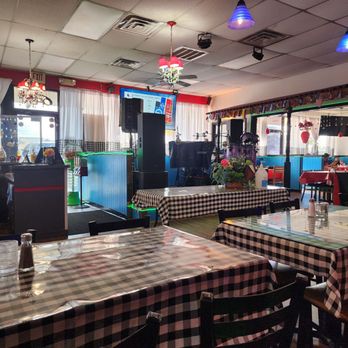Casa Vieja Restaurant - Colombian Near Me - Carrollton, Texas