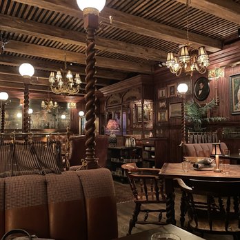 Armitage Alehouse - Interior - Pubs Near Me - Chicago, Illinois Armitage Alehouse - Interior - Pubs Near Me - Chicago, Illinois