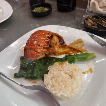 Sushi Table - Lobster tail with the omakaze experience - Japanese Near Me - San Luis Obispo, California Sushi Table - Lobster tail with the omakaze experience - Japanese Near Me - San Luis Obispo, California