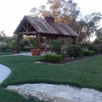 Peter Hill Heritage Park - Covered picnic area - Parks Near Me - Rocklin, California