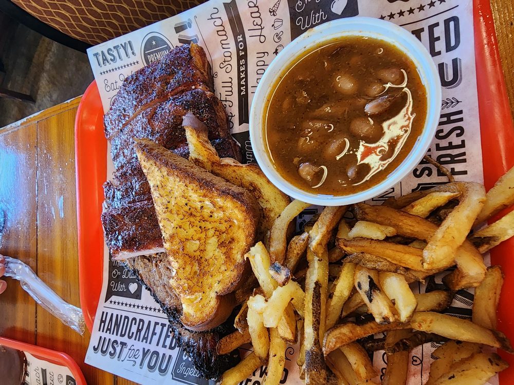 Ernie's Pit Barbecue Image