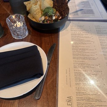 dLeña - The menu and the Maryland crab guacamole - Mexican Near Me - Washington, DC, District of Columbia