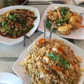 Tan Tan - From L to R: Stir Fried Rice Noodles w/ Beef in Safe Sauce, Special Seafood Fried Rice & Salt and Pepper Shrimp (asked for no shell). - Chinese Near Me - Houston, Texas Tan Tan - From L to R: Stir Fried Rice Noodles w/ Beef in Safe Sauce, Special Seafood Fried Rice & Salt and Pepper Shrimp (asked for no shell). - Chinese Near Me - Houston, Texas