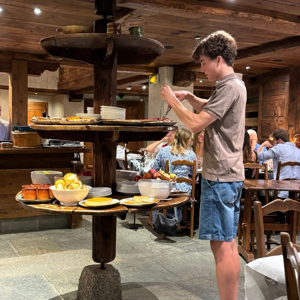 La Maison Carrier - Dessert bar - French Near Me - Chamonix-Mont-Blanc, 74 La Maison Carrier - Dessert bar - French Near Me - Chamonix-Mont-Blanc, 74