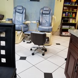 The new chairs are great! The new chairs are great!