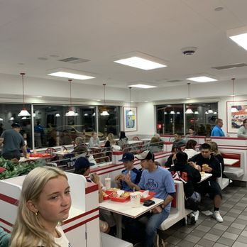 In-N-Out Burger - Packed - Fast Food Near Me - Tempe, Arizona