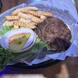 Shipley's Tavern - Shipleyburger no cheese, no bacon w/fries