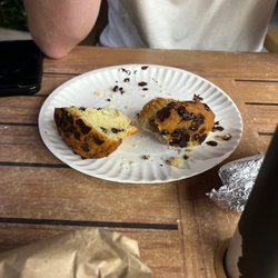 Maplewood Bagel Market - I love it here. Have been coming here so long and it's amazing. Owners gave us free muffins. Love the service.