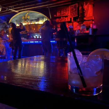 Bar Nancy - Amaretto sour - Cocktail Bars Near Me - Miami, Florida