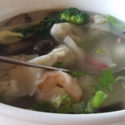 Wonton soup! Wonton soup!