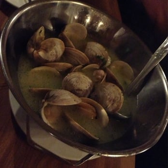 Nick's Seafood Restaurant - Steamed clams appetizer. Tough clams but good flavor at least. - Seafood Near Me - Pacifica, California