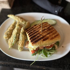 Marlow’s Tavern on Yelp