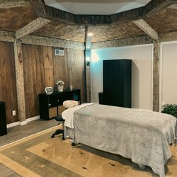 Creekview Massage