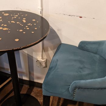 Urban Grind - Seating - Coffee & Tea Near Me - Atlanta, Georgia