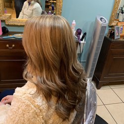 Salon At the Towers