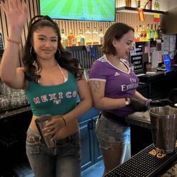 Juliana & Beatriz the kindest and most amazing at Candela's!! (Mexico vs South Africa FIFA Game) Juliana & Beatriz the kindest and most amazing at Candela's!! (Mexico vs South Africa FIFA Game)