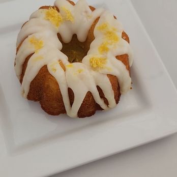 Aubergine Kitchen - Olive Oil Lemon Cake $6.45 - Breakfast & Brunch Near Me - Mesa, Arizona